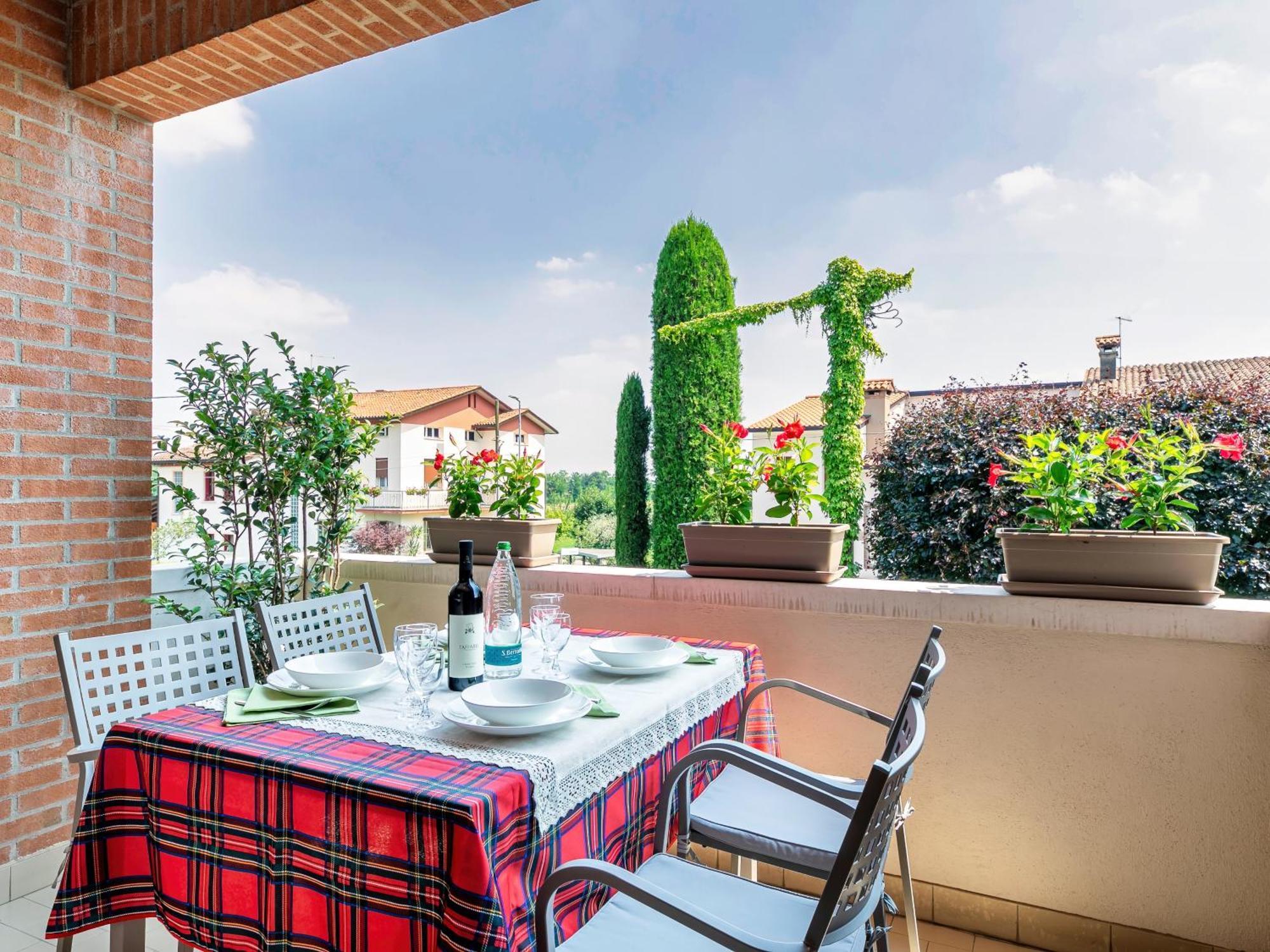 Apartment Borgo Tabari Locazione Turistica *