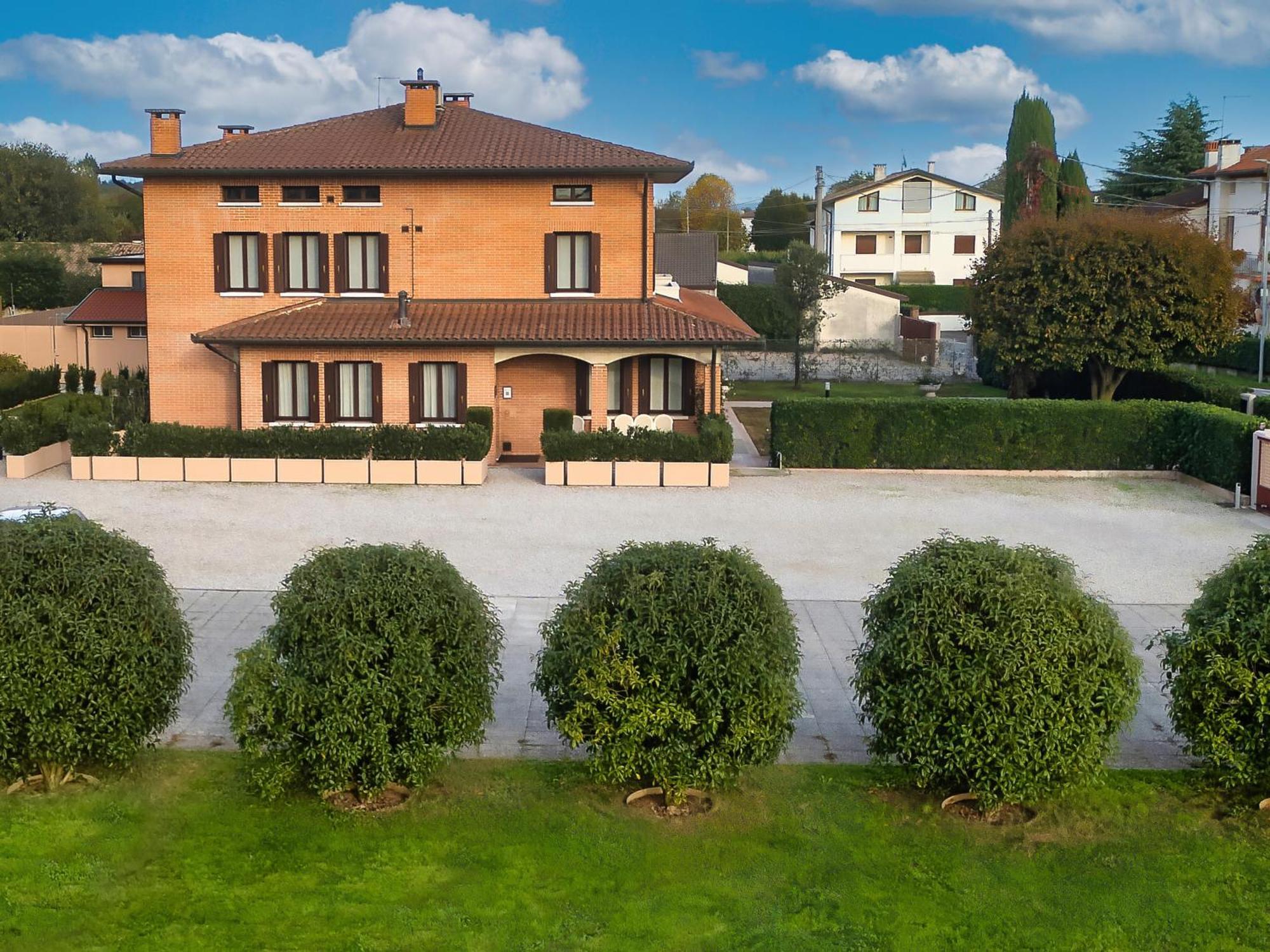 Apartment Borgo Tabari Locazione Turistica *